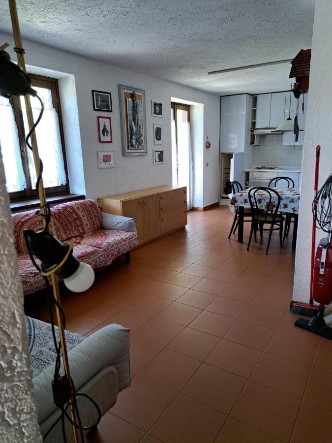 Casa Bianca Appartement Malè Buitenkant foto