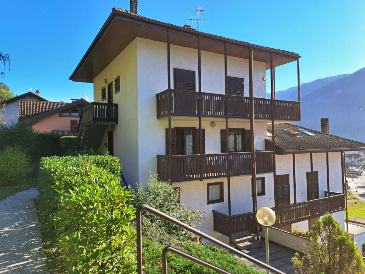 Casa Bianca Appartement Malè Buitenkant foto