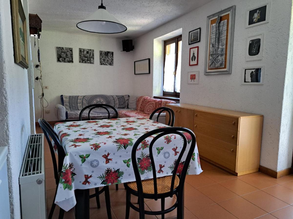 Casa Bianca Appartement Malè Buitenkant foto